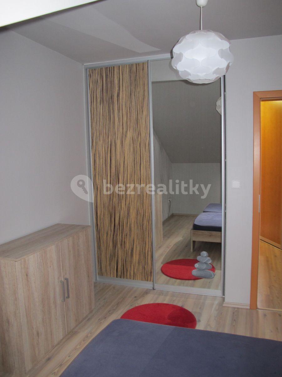 1 bedroom with open-plan kitchen flat to rent, 75 m², Spojovací, Sulice, Středočeský Region