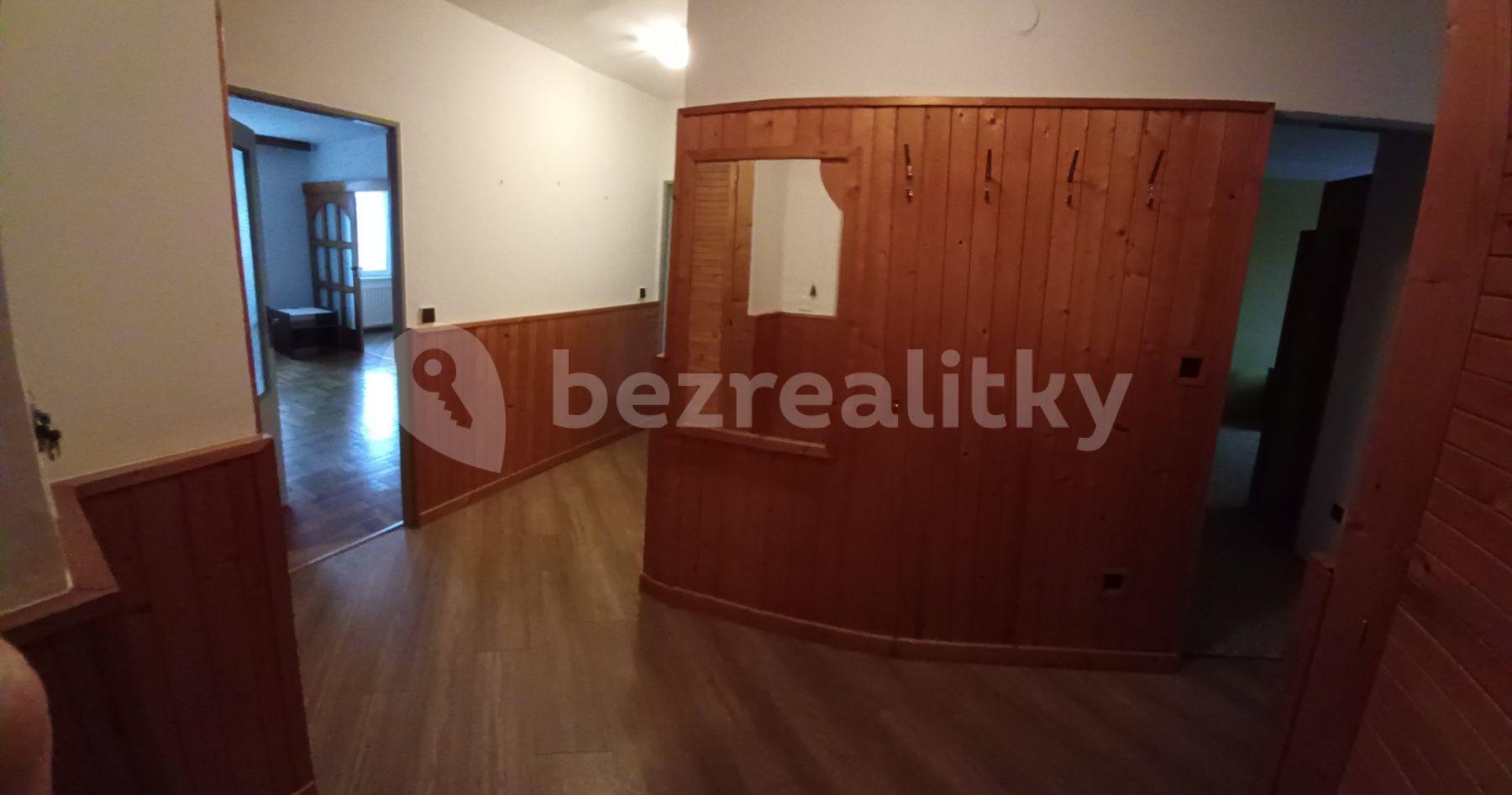 3 bedroom flat to rent, 79 m², Václavická, Náchod, Královéhradecký Region