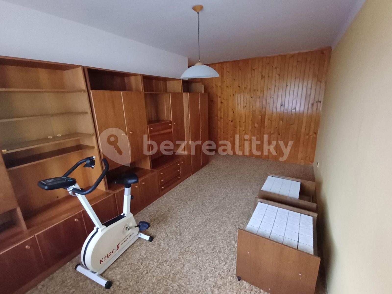 3 bedroom flat to rent, 79 m², Václavická, Náchod, Královéhradecký Region