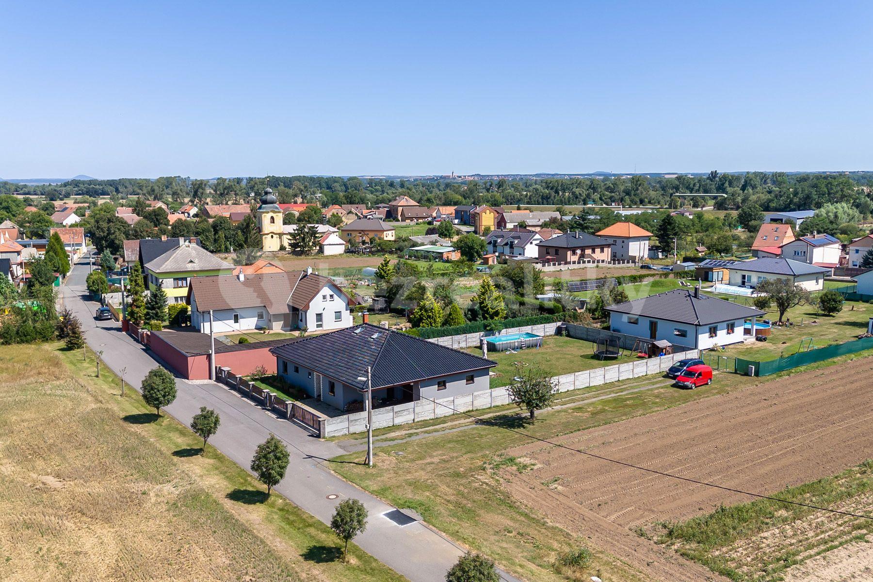 house for sale, 167 m², Zálezlice, Zálezlice, Středočeský Region