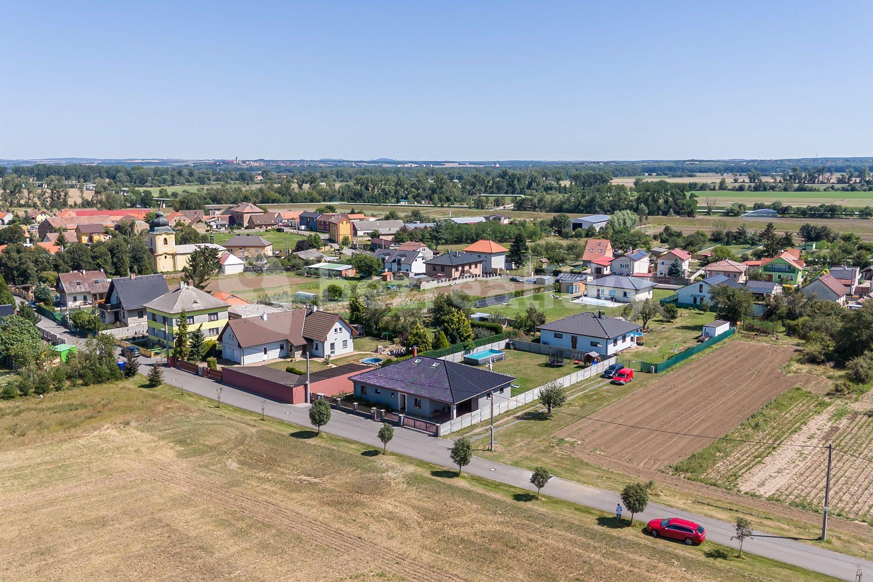 house for sale, 167 m², Zálezlice, Zálezlice, Středočeský Region