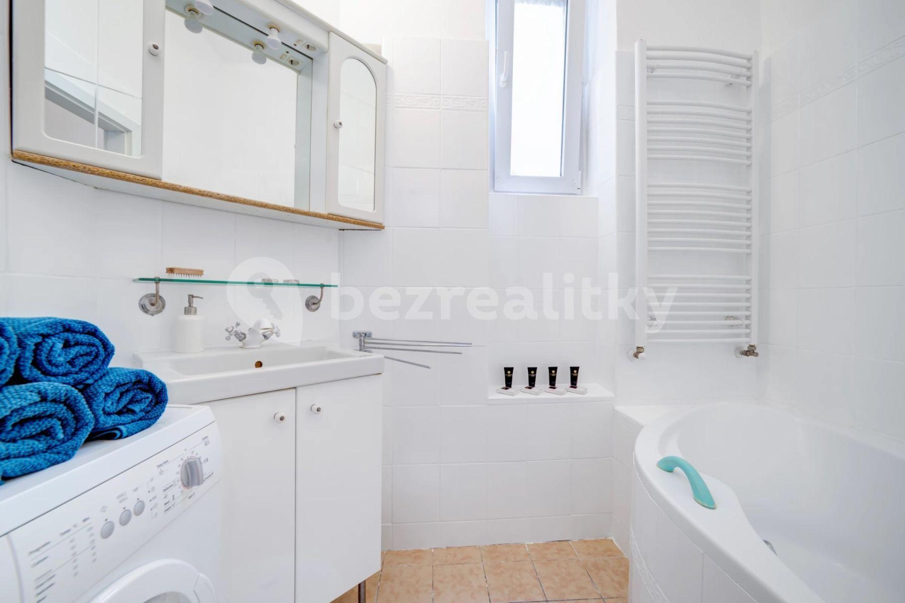 3 bedroom with open-plan kitchen flat for sale, 115 m², Vachova, Brno, Jihomoravský Region