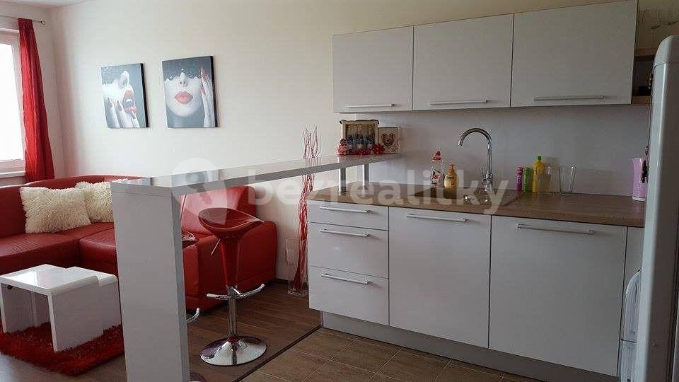 Studio flat to rent, 30 m², Jánského, Olomouc, Olomoucký Region