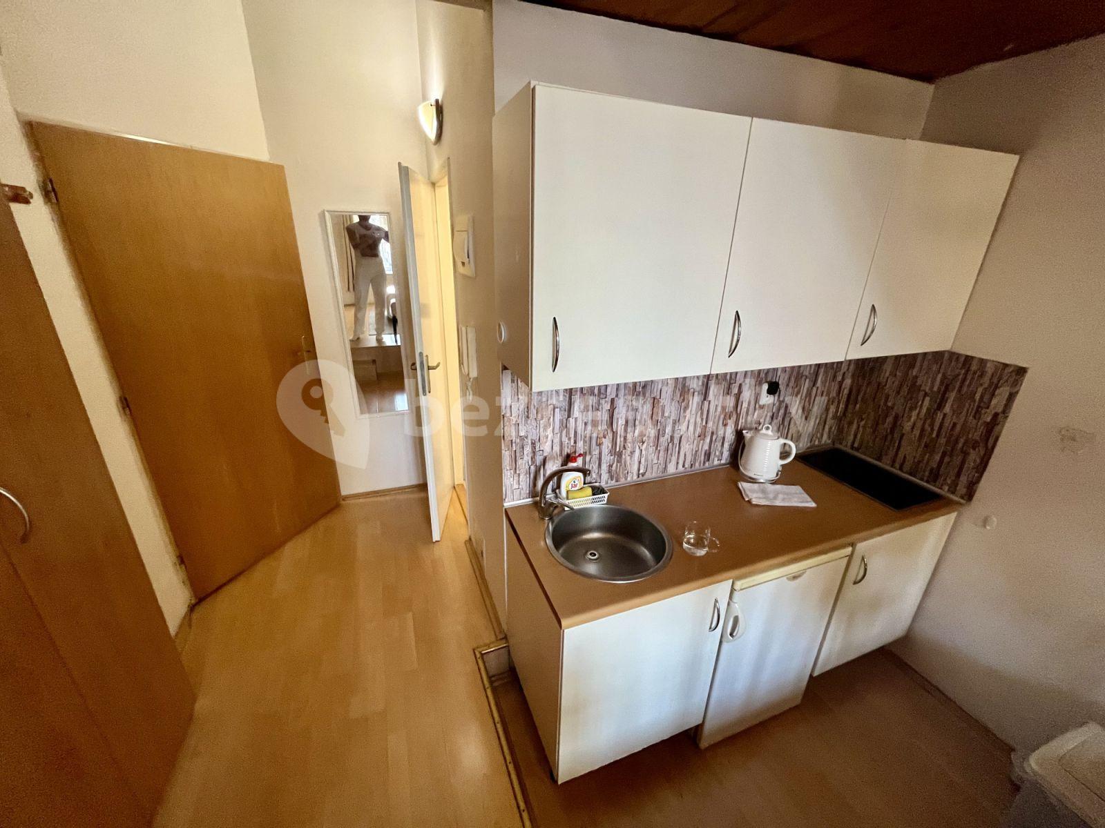 flat to rent, 25 m², Magistrů, Prague, Prague