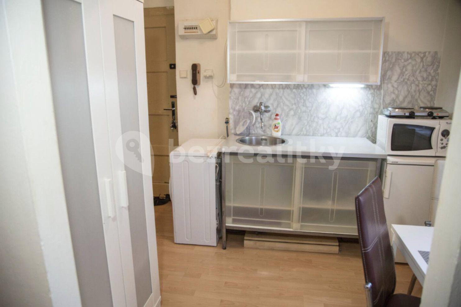 1 bedroom flat to rent, 38 m², U Parního mlýna, Prague, Prague