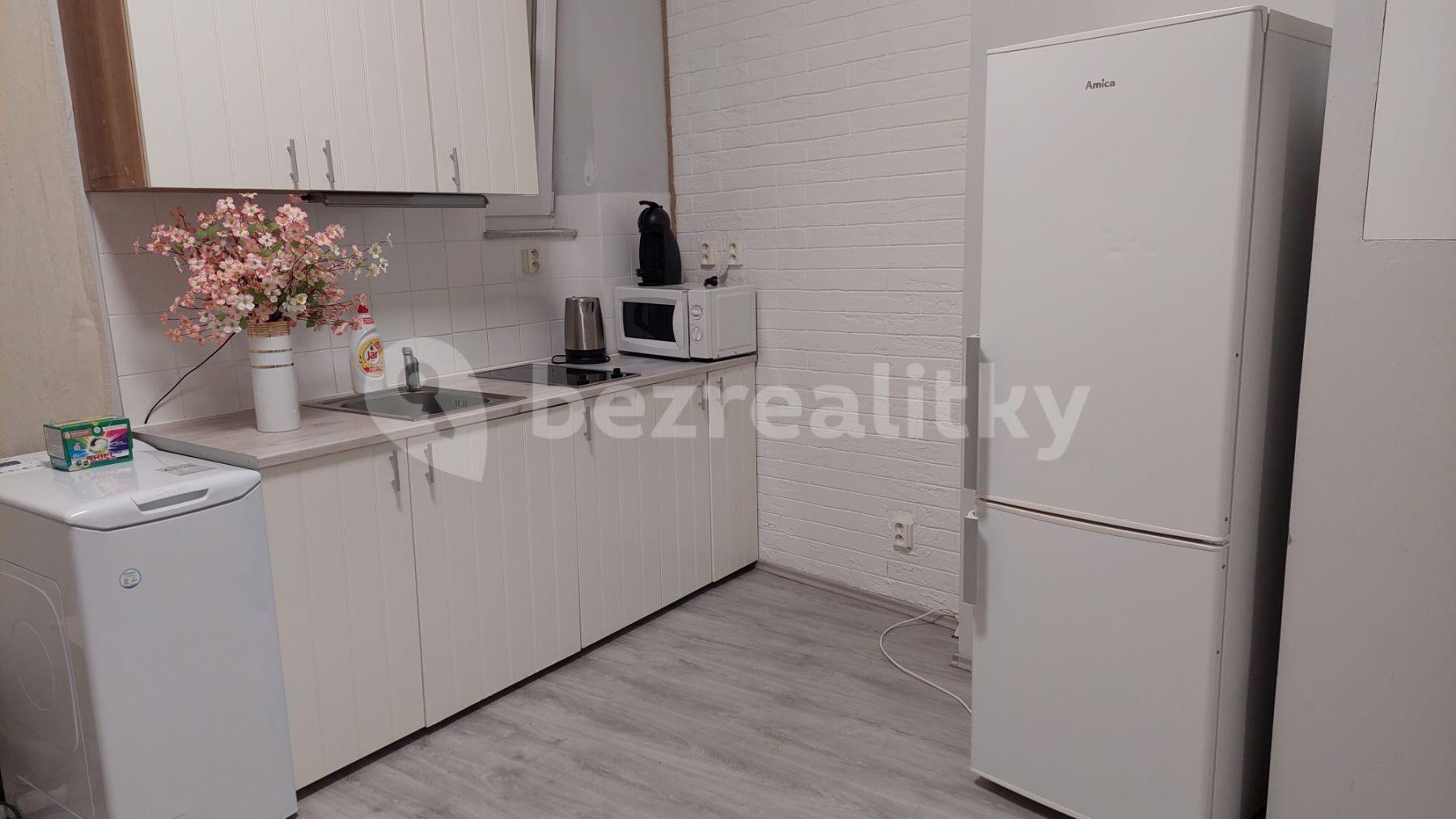 2 bedroom flat to rent, 48 m², Na Zbořenci, Prague, Prague