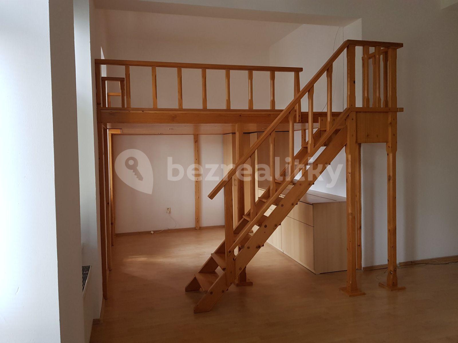 2 bedroom flat to rent, 107 m², třída Československé armády, Hranice, Olomoucký Region