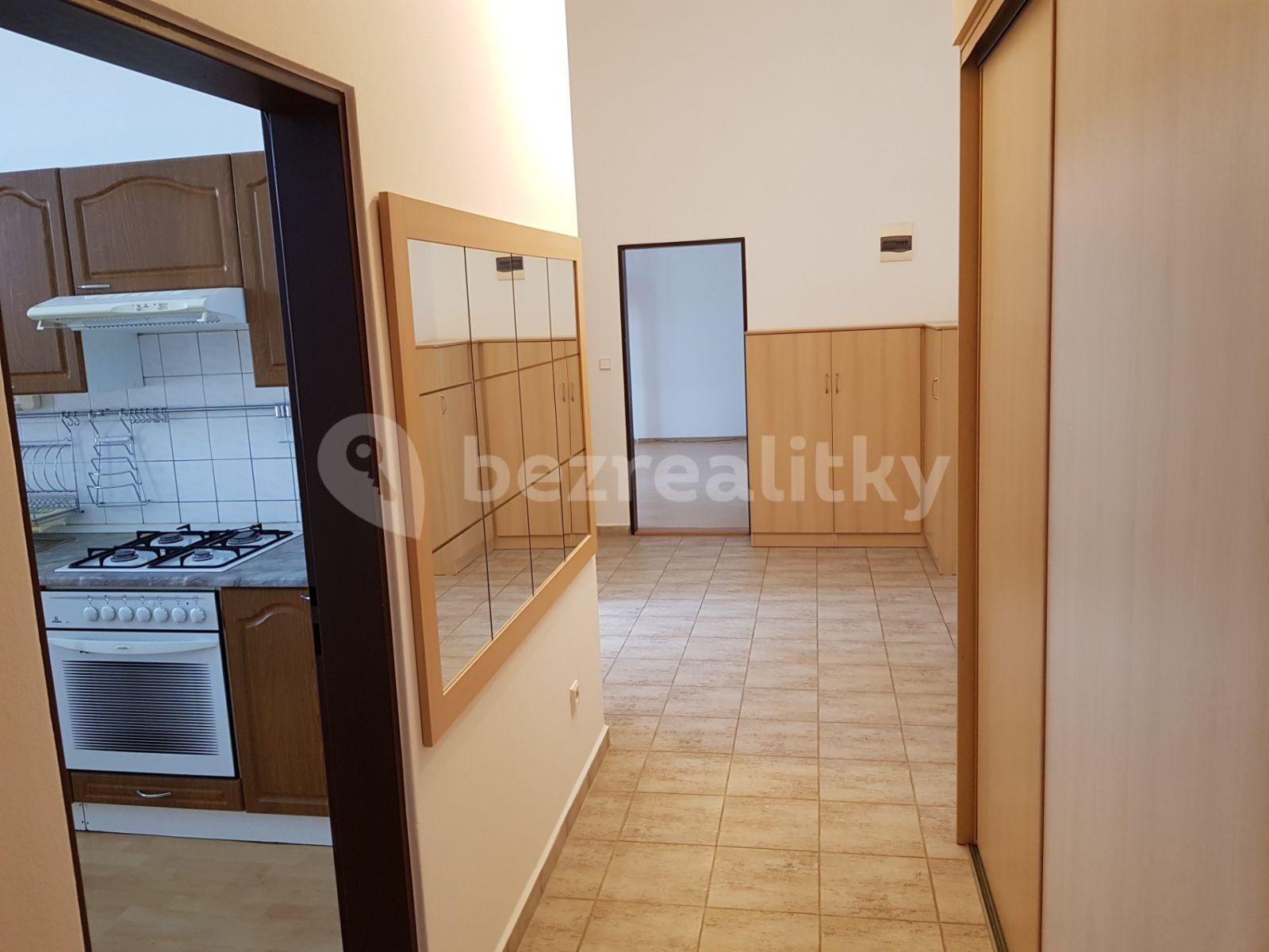 2 bedroom flat to rent, 107 m², třída Československé armády, Hranice, Olomoucký Region