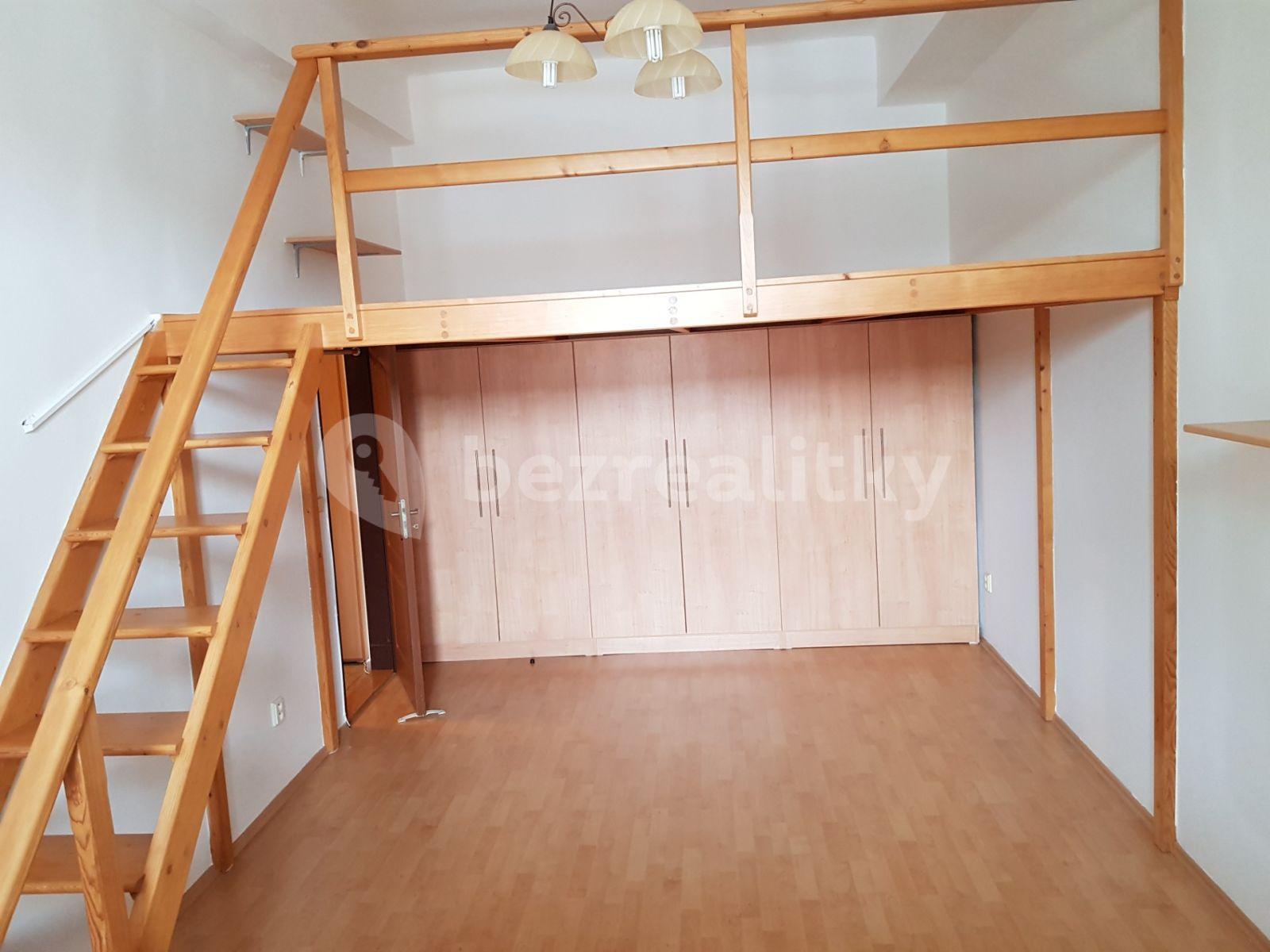 2 bedroom flat to rent, 107 m², třída Československé armády, Hranice, Olomoucký Region