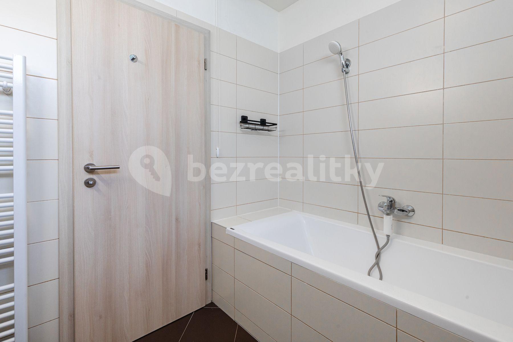 2 bedroom with open-plan kitchen flat for sale, 86 m², Premonstrátů, Chýně, Středočeský Region