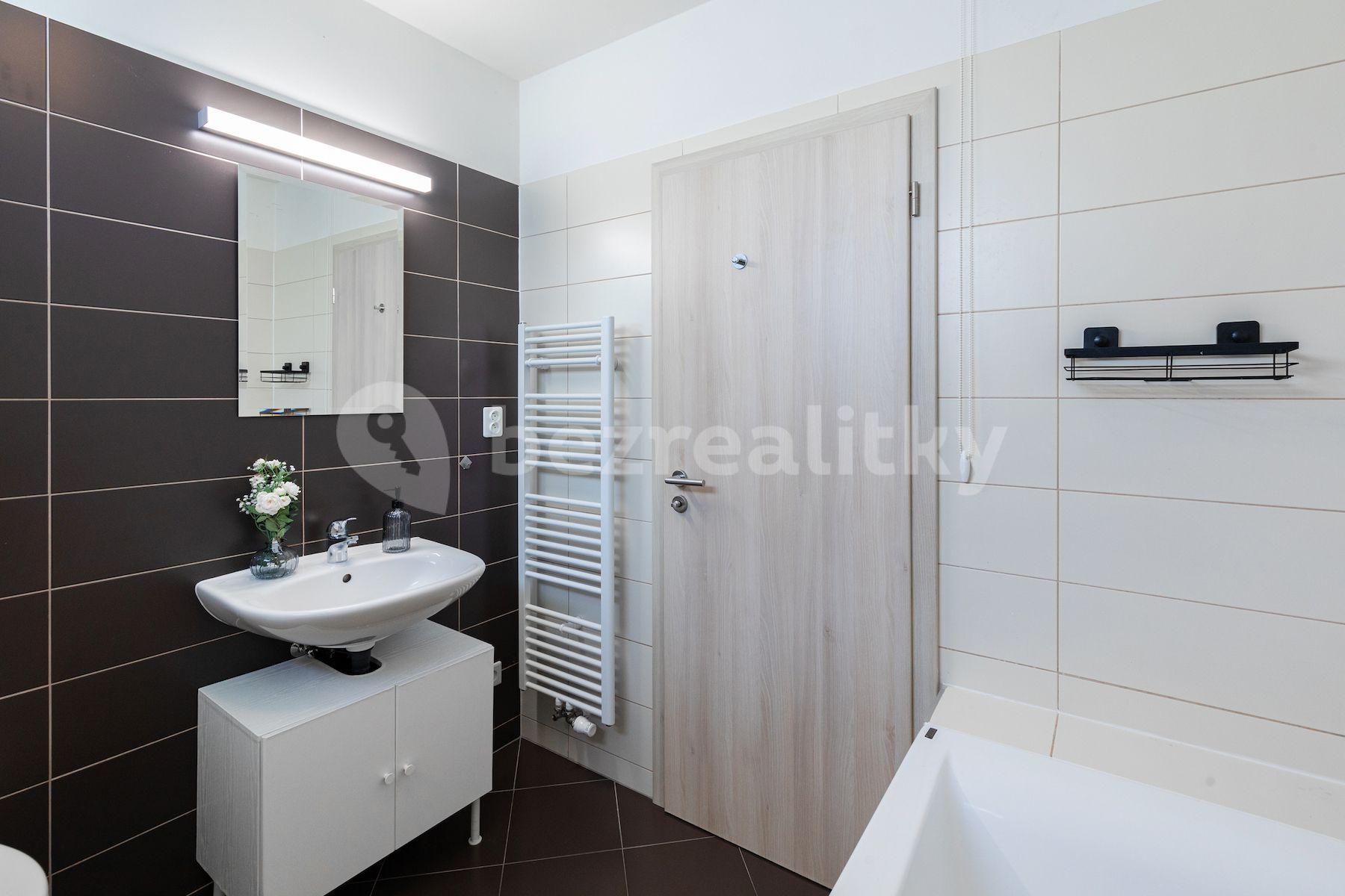 2 bedroom with open-plan kitchen flat for sale, 86 m², Premonstrátů, Chýně, Středočeský Region