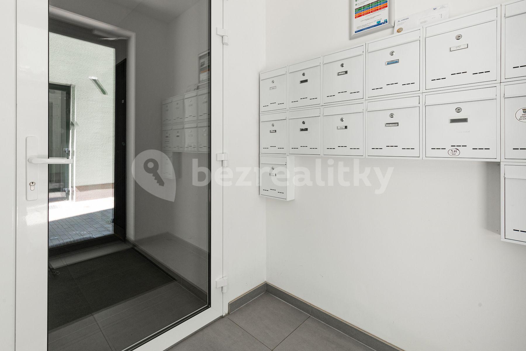 2 bedroom with open-plan kitchen flat for sale, 86 m², Premonstrátů, Chýně, Středočeský Region