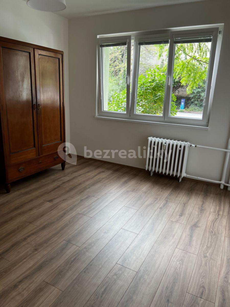 3 bedroom flat for sale, 70 m², Práčská, Prague, Prague