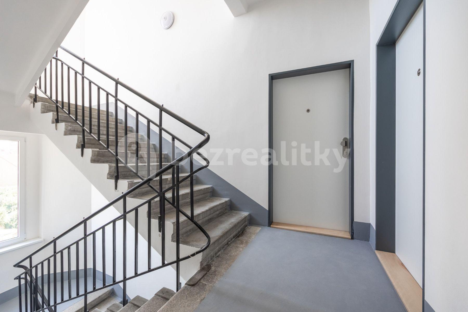 2 bedroom with open-plan kitchen flat for sale, 68 m², Stehlíkova, Slaný, Středočeský Region