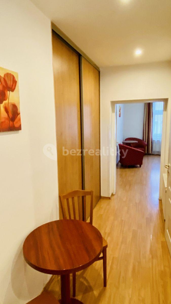 Studio flat to rent, 37 m², Jana Masaryka, Prague, Prague