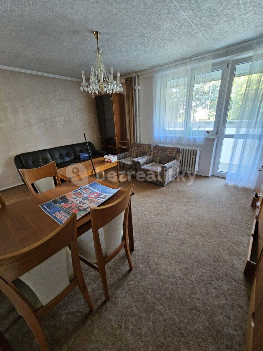 2 bedroom with open-plan kitchen flat for sale, 65 m², Na Petřinách, Prague, Prague