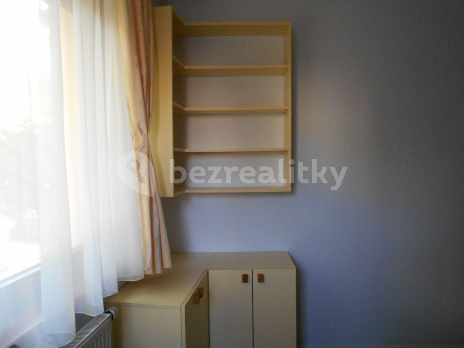 2 bedroom with open-plan kitchen flat to rent, 90 m², Za Strahovem, Prague, Prague