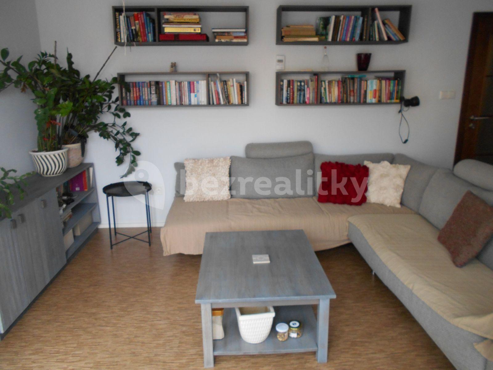 2 bedroom with open-plan kitchen flat to rent, 90 m², Za Strahovem, Prague, Prague