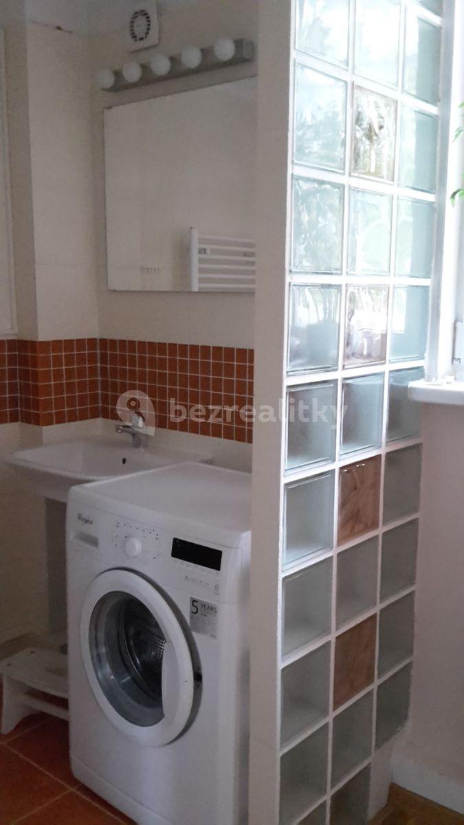 1 bedroom flat for sale, 39 m², Komárnická, Ružinov, Bratislavský Region