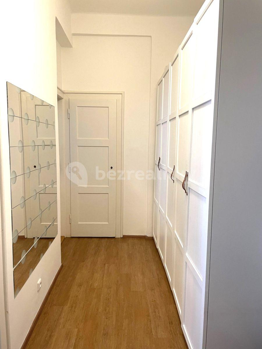 1 bedroom with open-plan kitchen flat for sale, 52 m², Vršovická, Prague, Prague