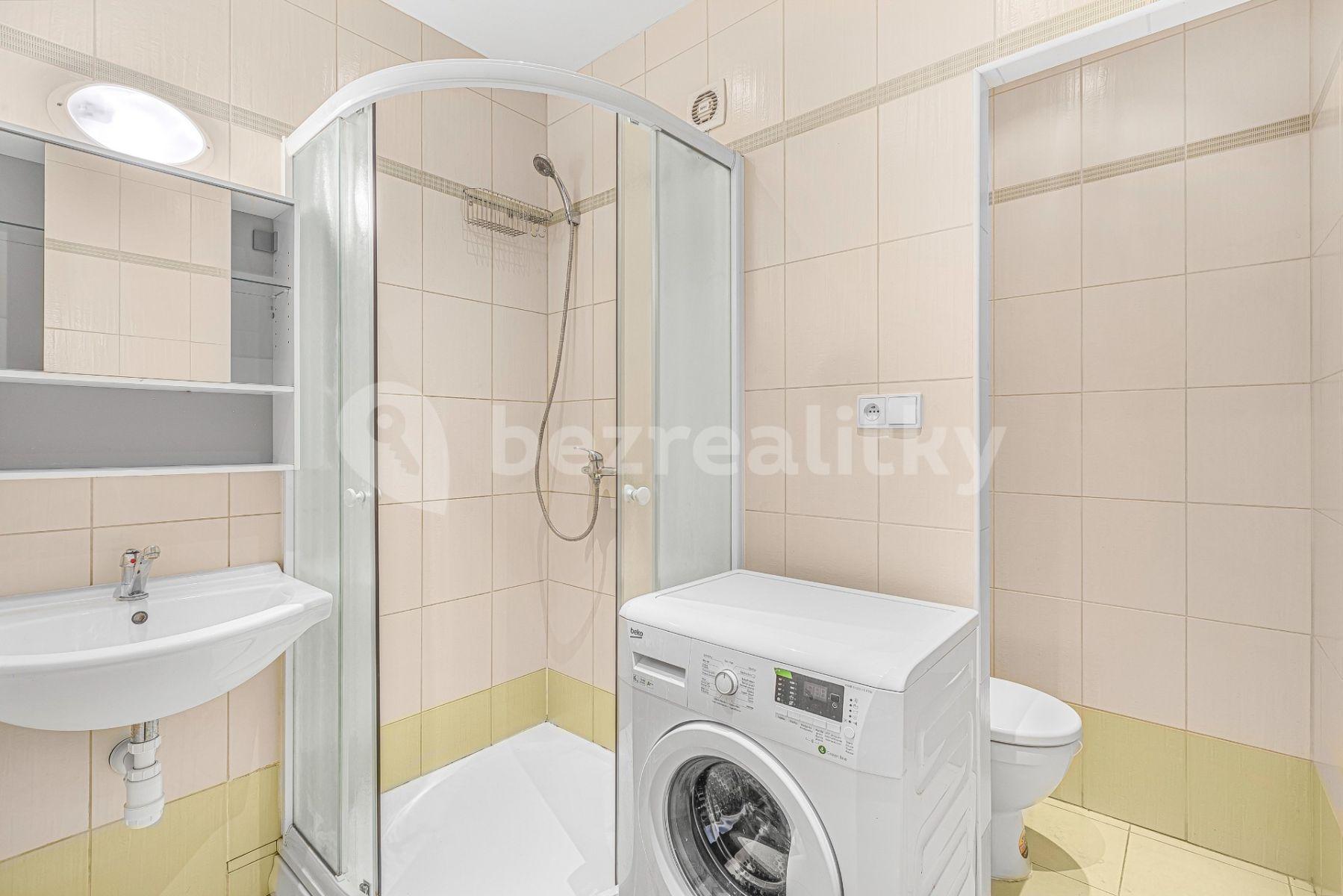 1 bedroom with open-plan kitchen flat for sale, 36 m², Pražská, Slaný, Středočeský Region