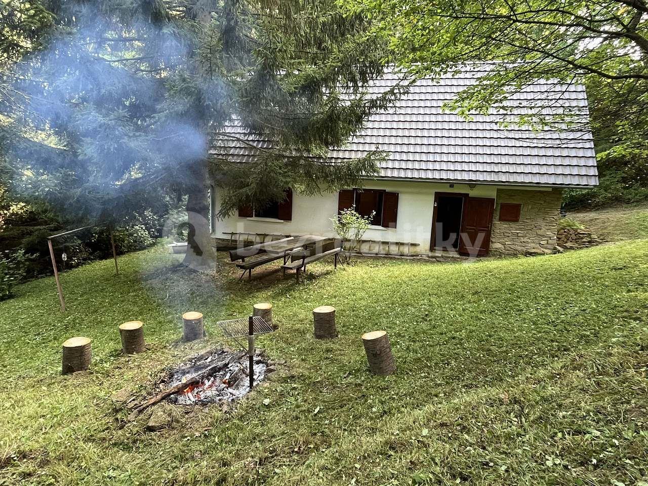 recreational property to rent, 0 m², Vápenice, Zlínský Region