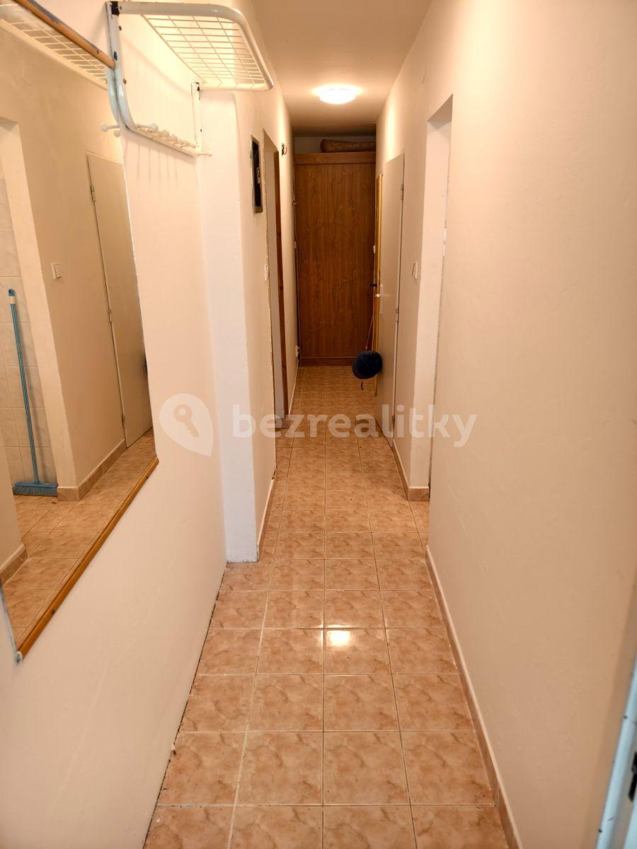 Studio flat for sale, 44 m², Od Vysoké, Prague, Prague