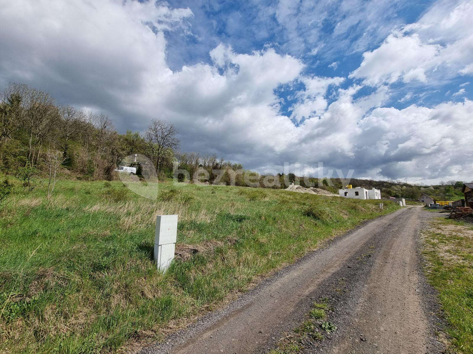 plot for sale, 1,206 m², Kamýk, Ústecký Region