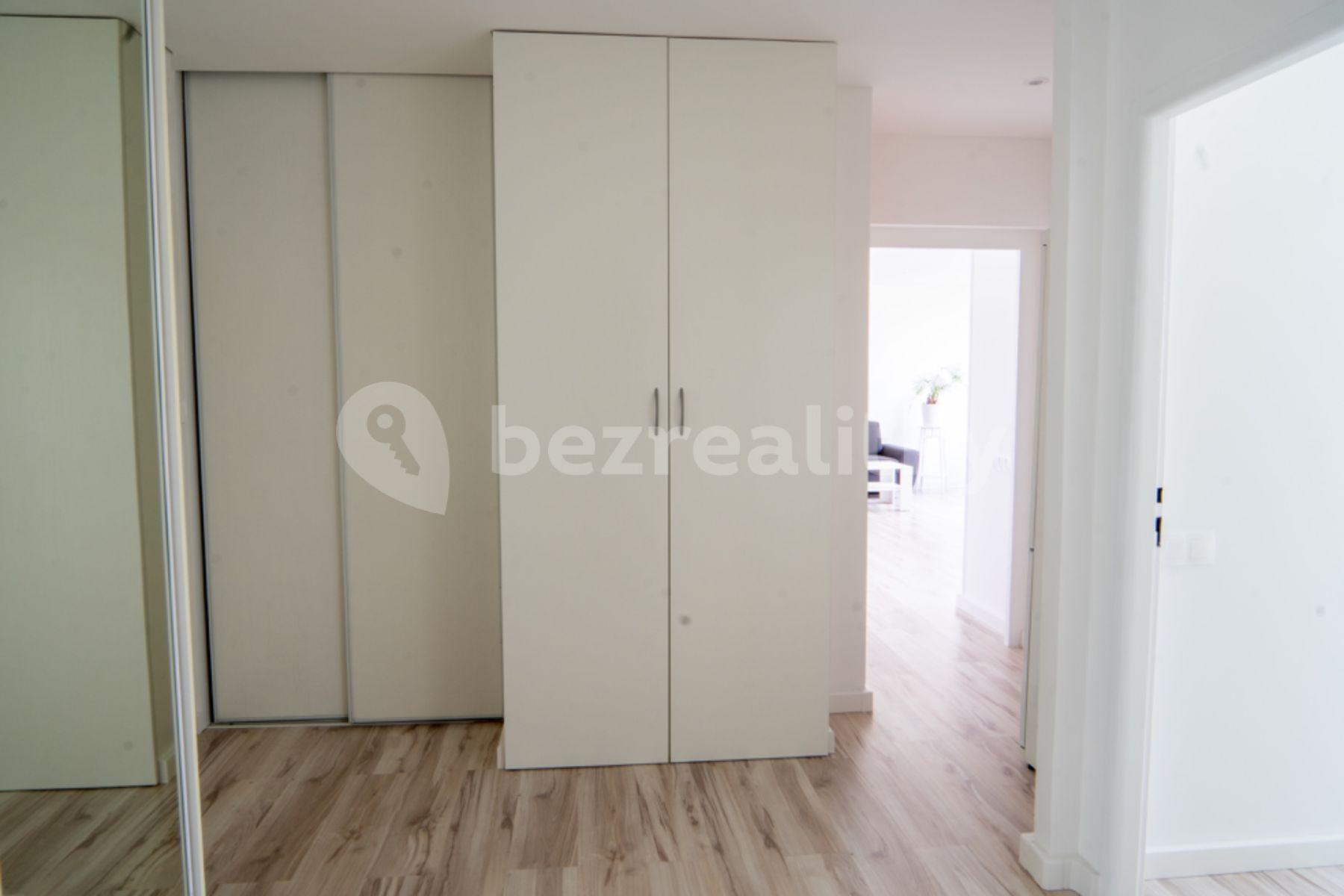 3 bedroom flat for sale, 74 m², Slévačská, Prague, Prague