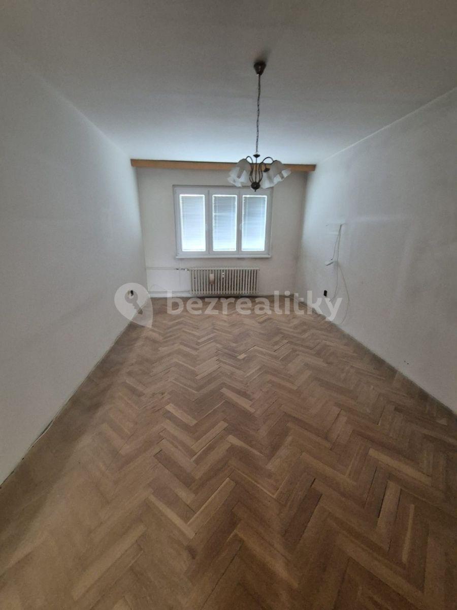 2 bedroom flat to rent, 54 m², Šantrochova, Prague, Prague