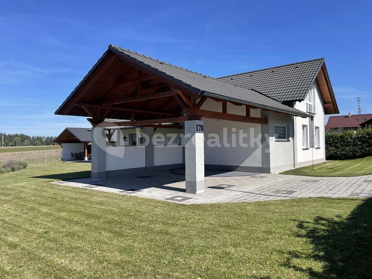 recreational property to rent, 0 m², Sudoměřice u Bechyně, Jihočeský Region