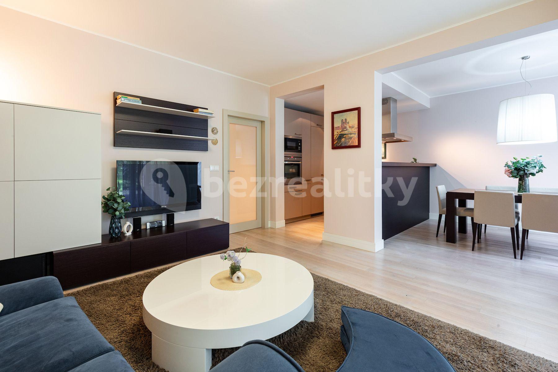 3 bedroom with open-plan kitchen flat for sale, 112 m², Mezilehlá, Prague, Prague