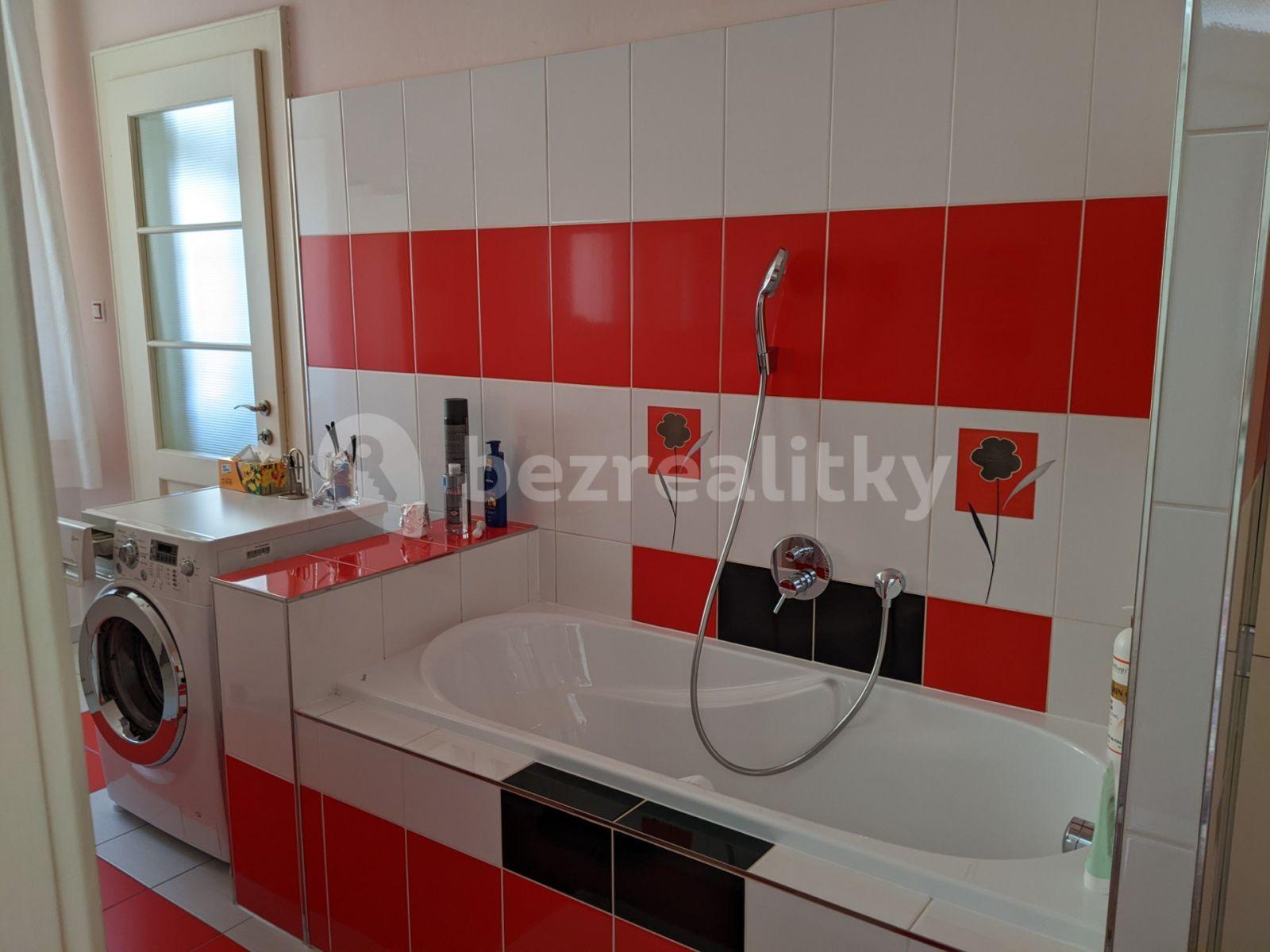 3 bedroom flat for sale, 116 m², Nádražní, Ostrava, Moravskoslezský Region