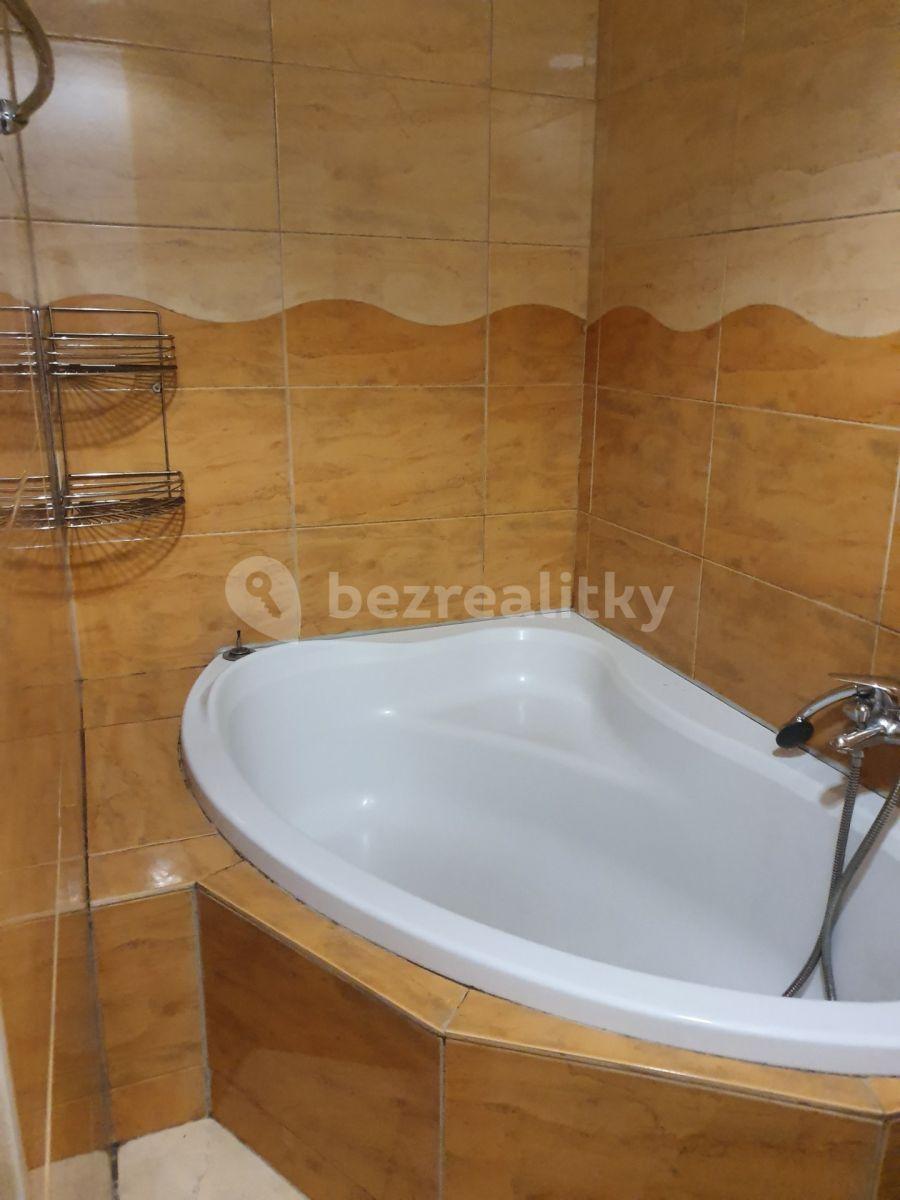 2 bedroom flat for sale, 54 m², U stadionu, Okříšky, Vysočina Region