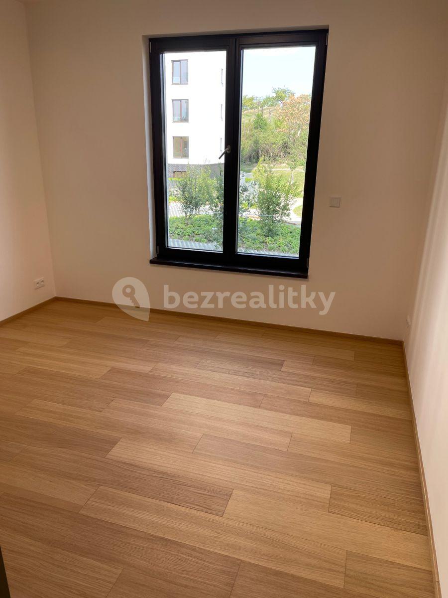 2 bedroom with open-plan kitchen flat to rent, 87 m², V Třešňovce, Prague, Prague