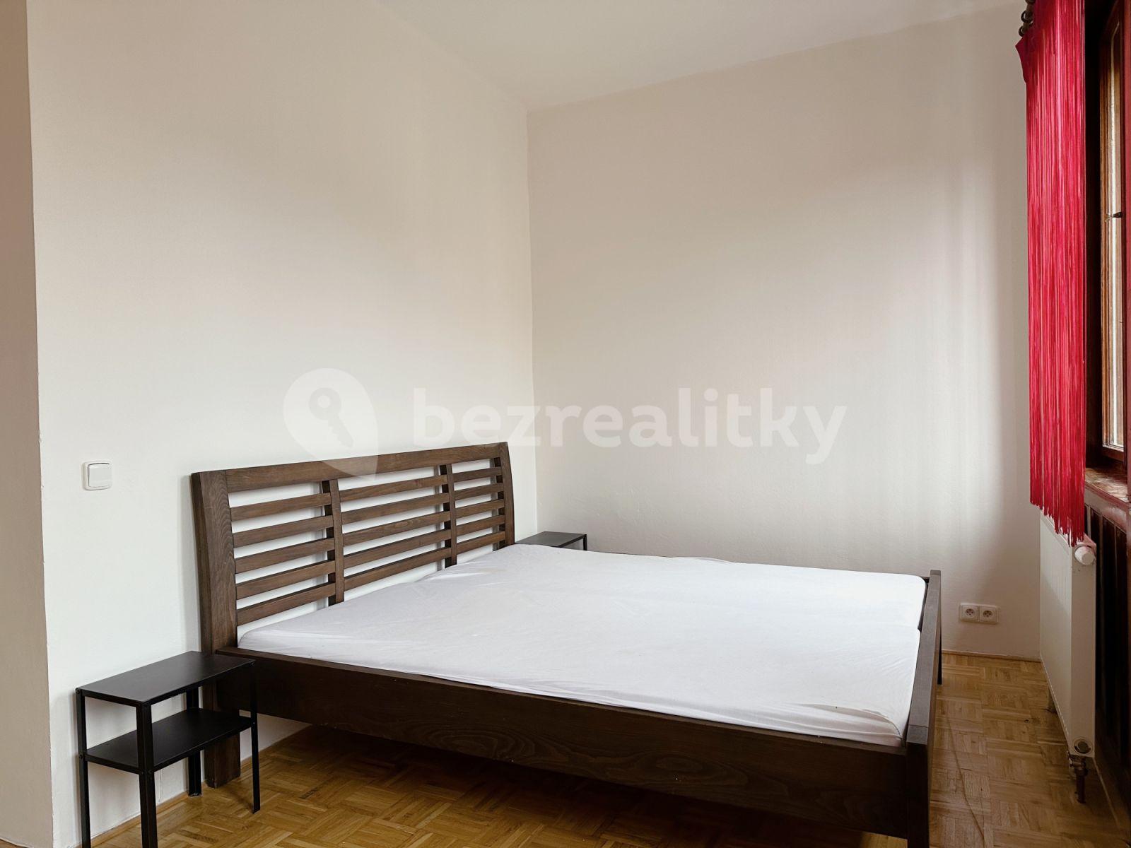 1 bedroom with open-plan kitchen flat to rent, 57 m², náměstí Tomáše Garrigue Masaryka, Poděbrady, Středočeský Region