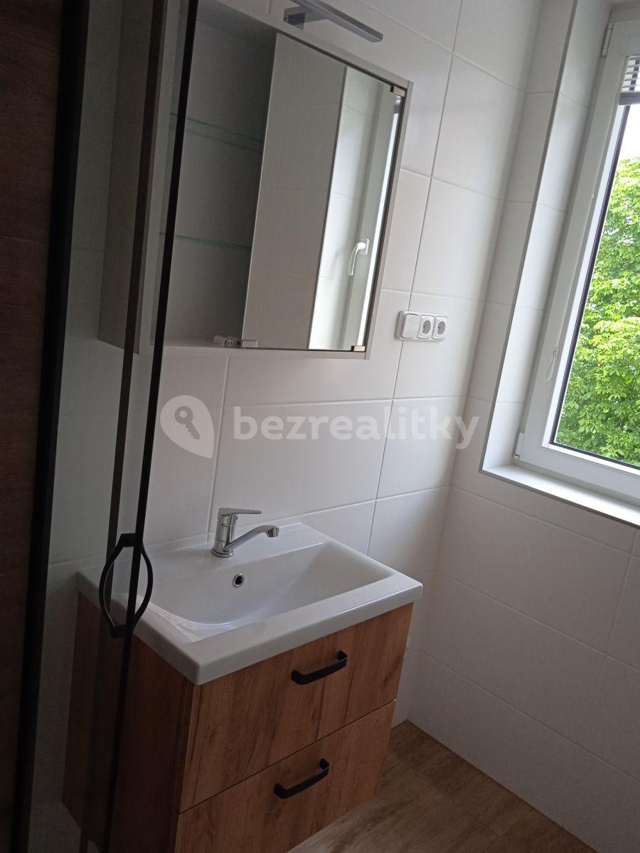 2 bedroom flat to rent, 52 m², 5. května, Pelhřimov, Vysočina Region