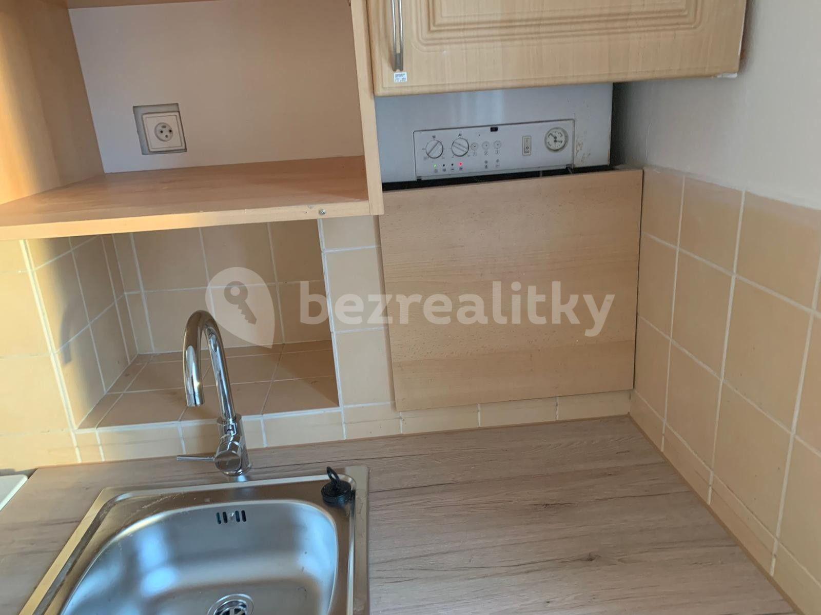 3 bedroom flat for sale, 63 m², Štefánikova, Louny, Ústecký Region