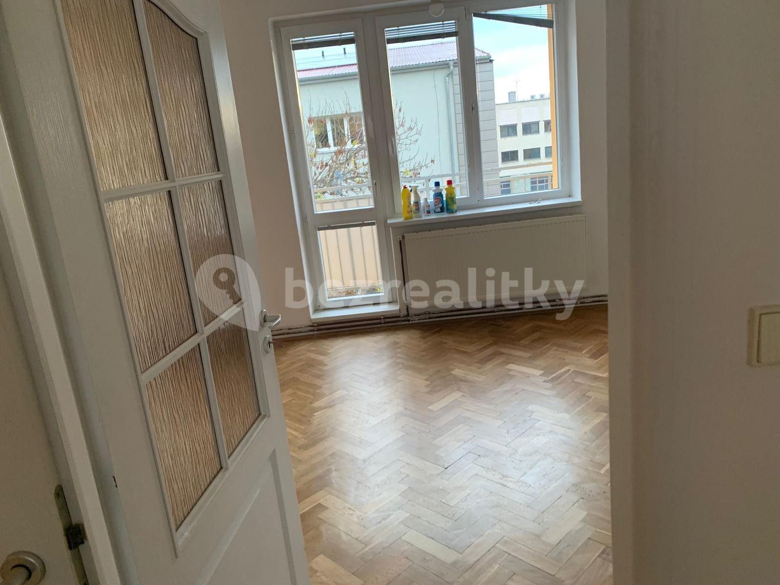 3 bedroom flat for sale, 63 m², Štefánikova, Louny, Ústecký Region