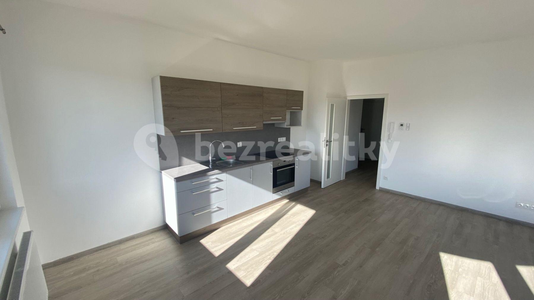 1 bedroom with open-plan kitchen flat to rent, 59 m², Hronovská, Rtyně v Podkrkonoší, Královéhradecký Region