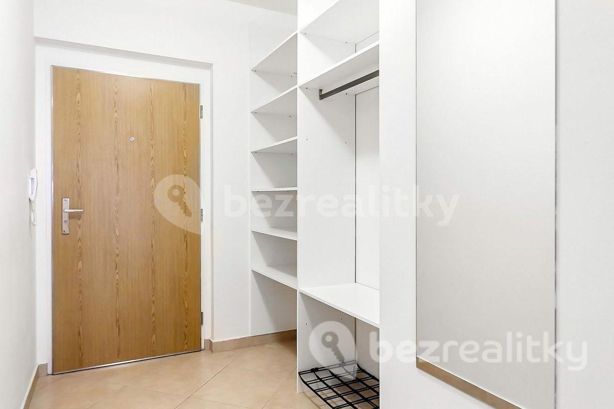 Studio flat for sale, 43 m², Hornoměcholupská, Prague, Prague