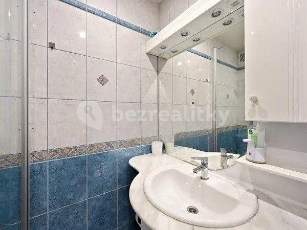 4 bedroom flat for sale, 90 m², Na Pankráci, Mšené-lázně, Ústecký Region