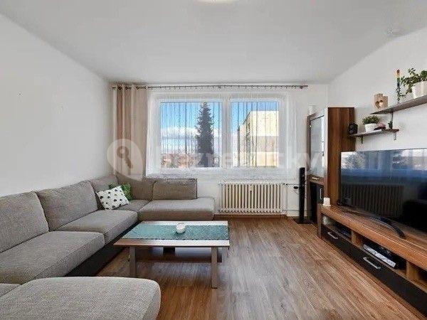 4 bedroom flat for sale, 90 m², Na Pankráci, Mšené-lázně, Ústecký Region