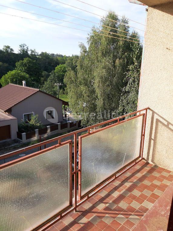 3 bedroom flat for sale, 68 m², Vlastějovice, Středočeský Region