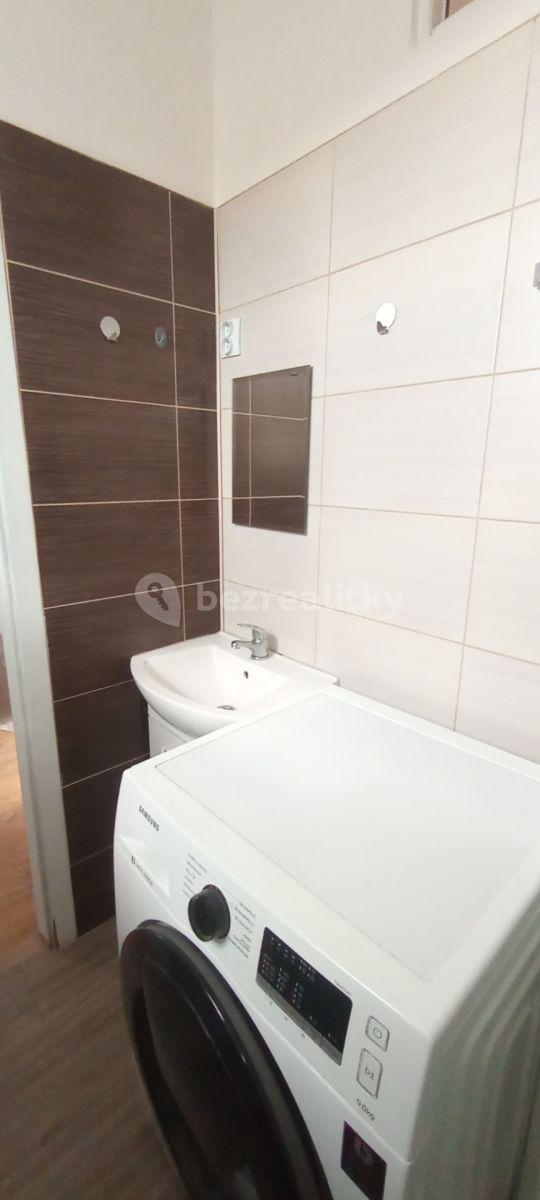 1 bedroom with open-plan kitchen flat for sale, 42 m², Rohová, Karlovy Vary, Karlovarský Region