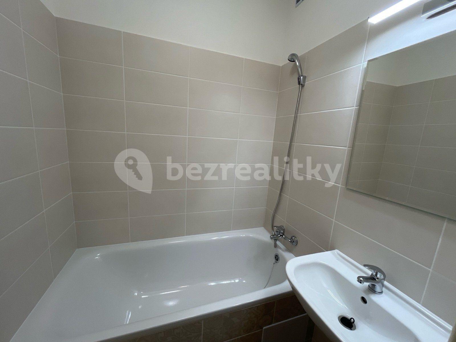 4 bedroom flat to rent, 72 m², Jungmannova, Havířov, Moravskoslezský Region