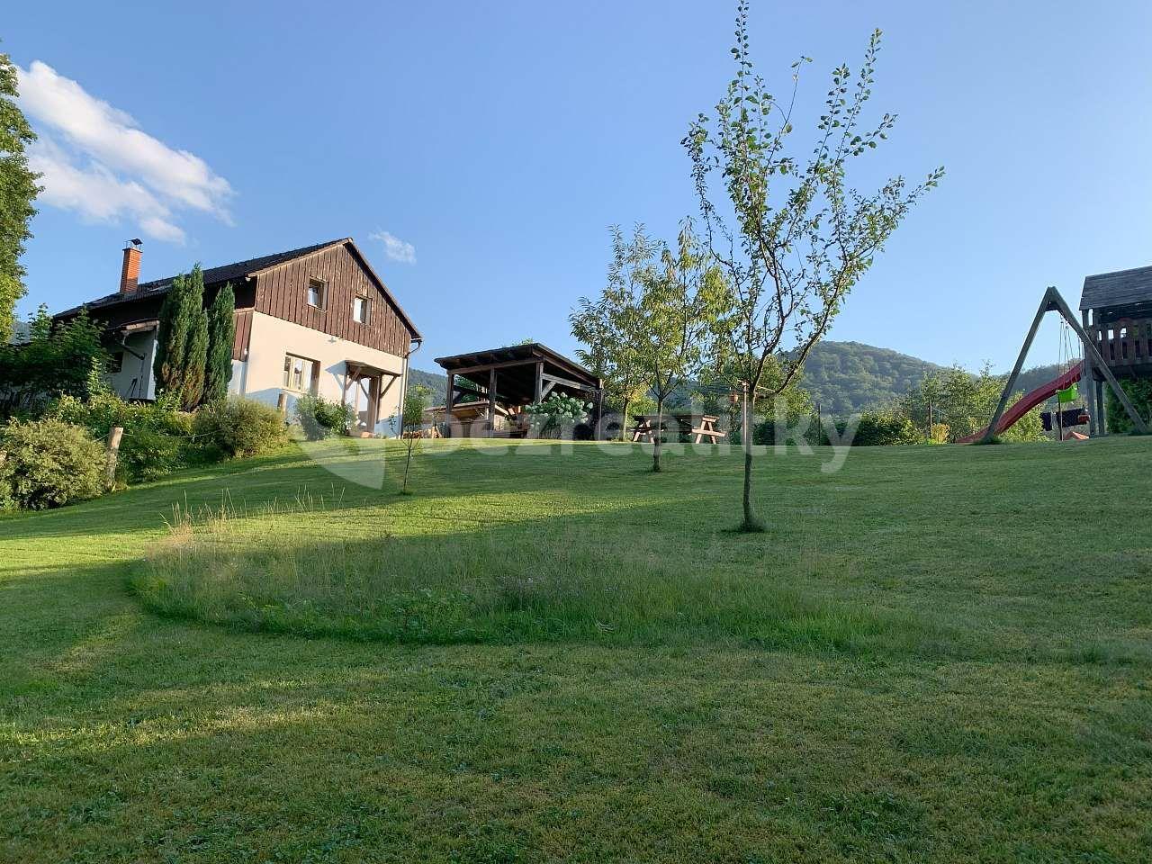 recreational property to rent, 0 m², Hejnice, Liberecký Region