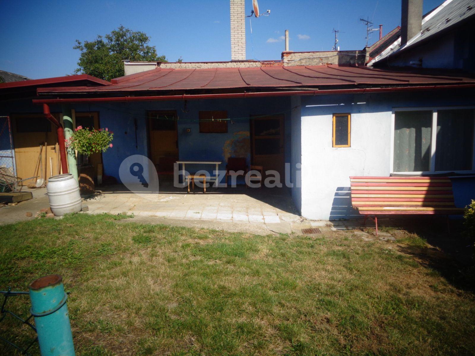 house for sale, 301 m², Roštění, Zlínský Region