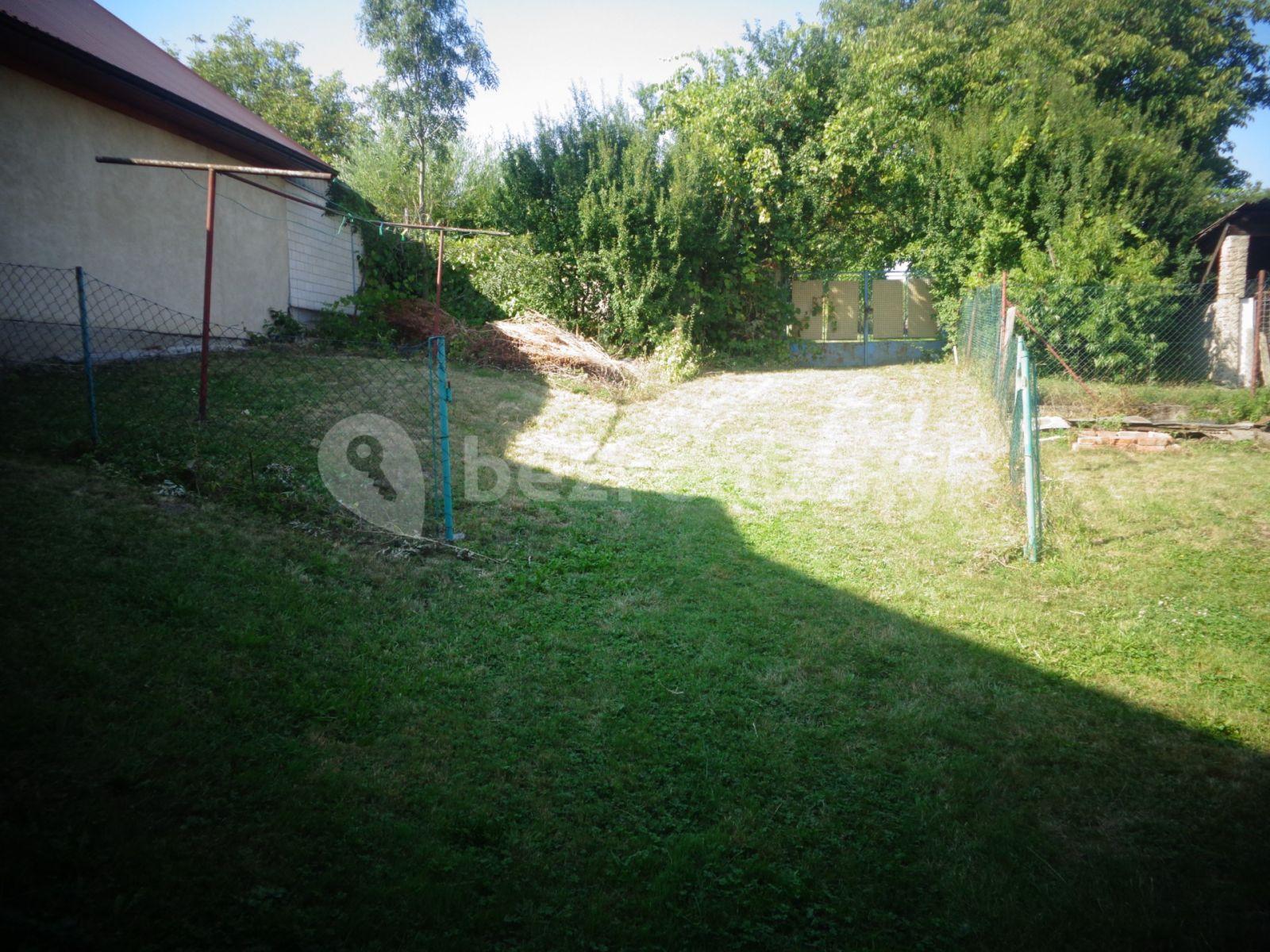 house for sale, 301 m², Roštění, Zlínský Region