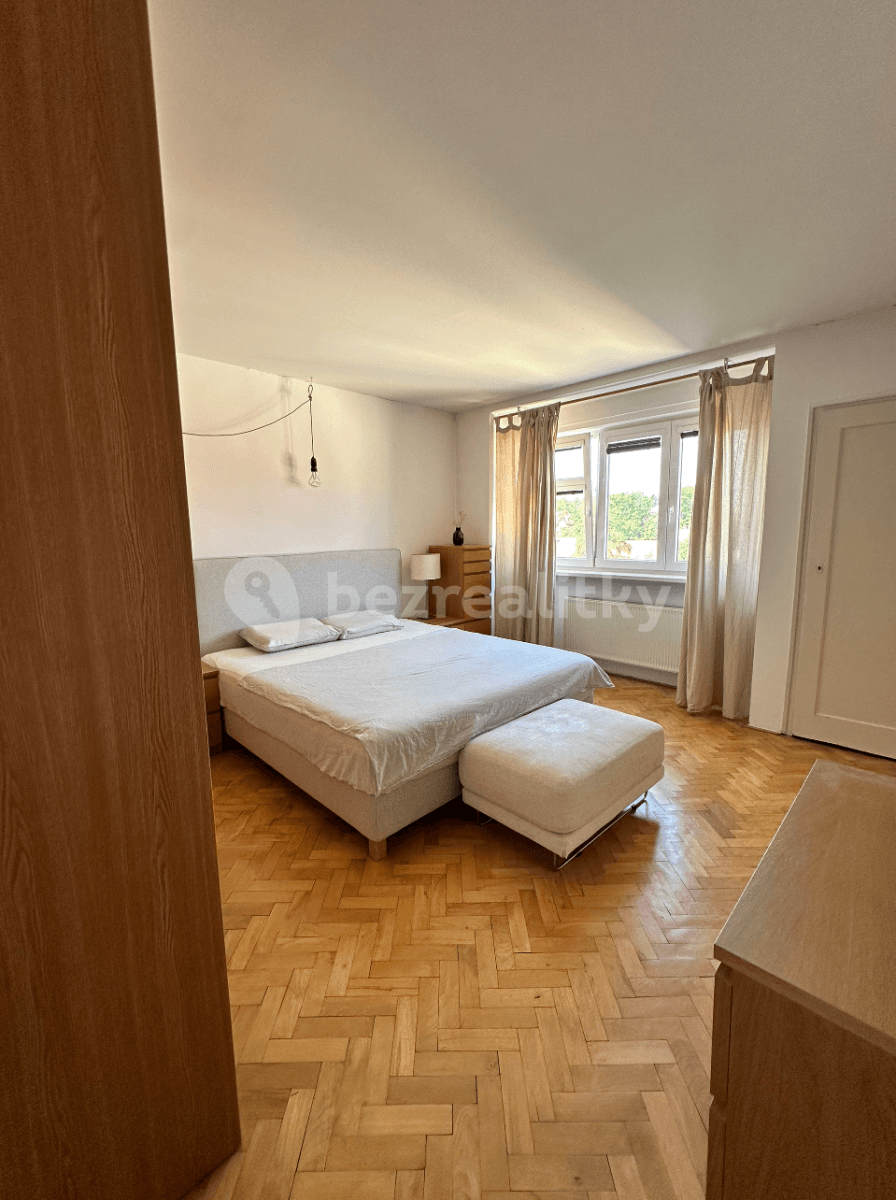 2 bedroom with open-plan kitchen flat to rent, 78 m², Aloise Jiráska, Teplice, Ústecký Region